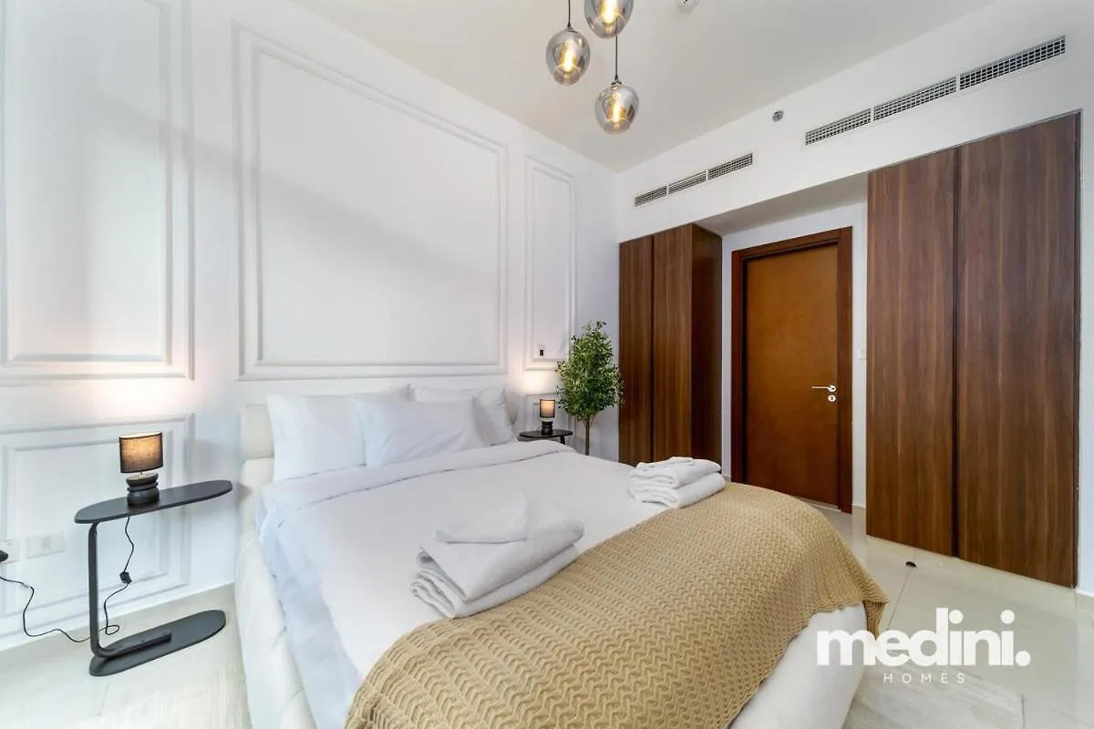 Apartment 10 Min From Burj Khalifa - Sauna - Gym - Damac Reva Dubai