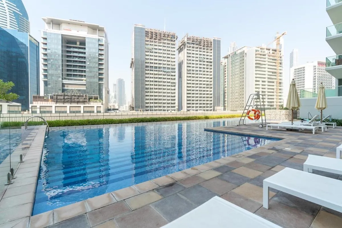 10 Min From Burj Khalifa - Sauna - Gym - Damac Reva Dubai Apartment