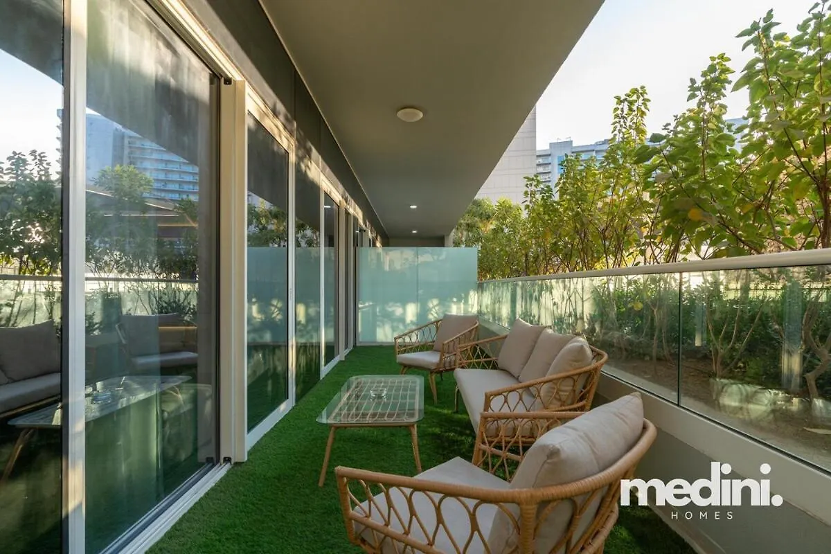10 Min From Burj Khalifa - Sauna - Gym - Damac Reva Dubai